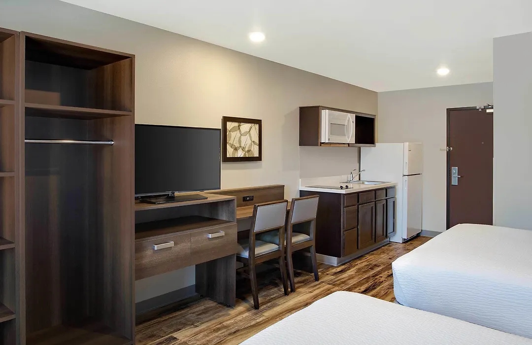 Extended Stay America Select Suites - Louisville - Airport-1